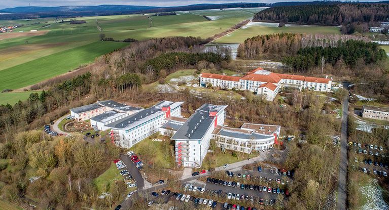 Lage & Anreise Lage und Anreise