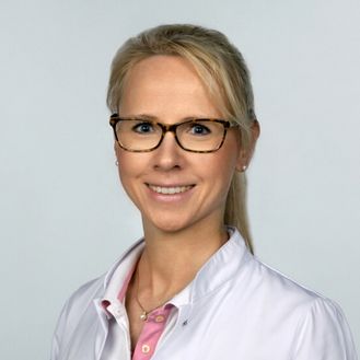 Dr. med. Johanna Mundhenk Dr. med. Johanna Mundhenk